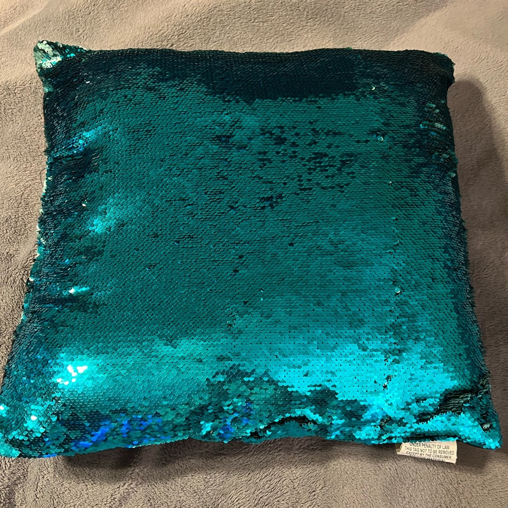 Flippy Sequin Pillow